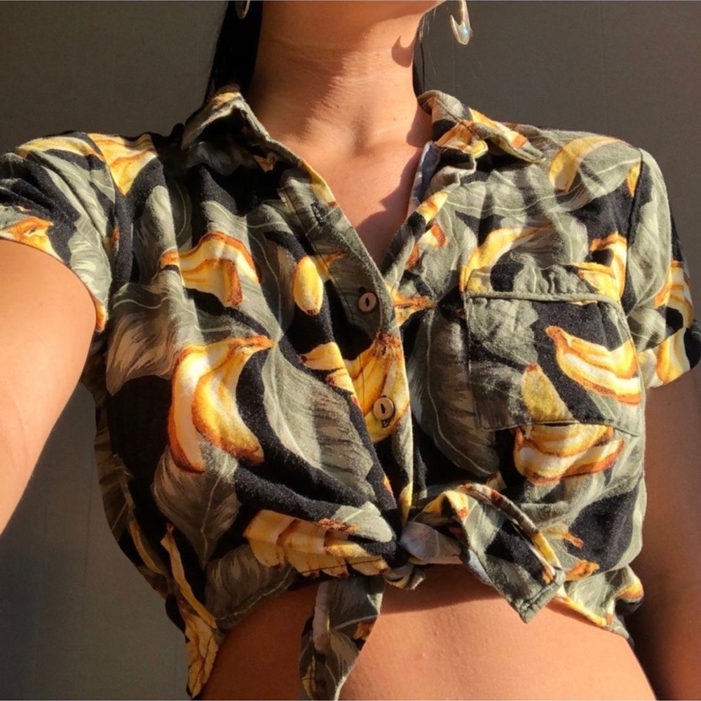 Forever 21 Banana Crop Top